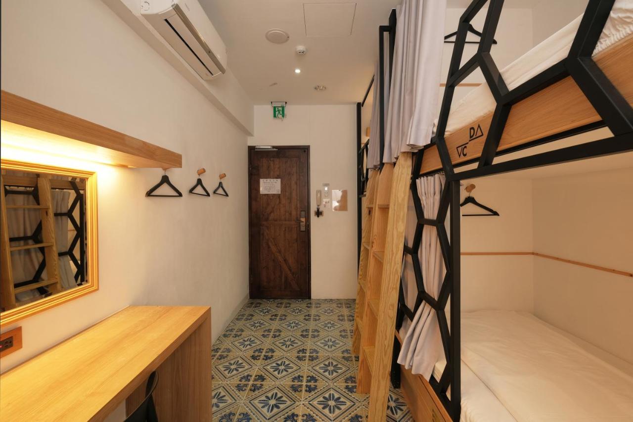 Journey Hostel Tainan Eksteriør billede